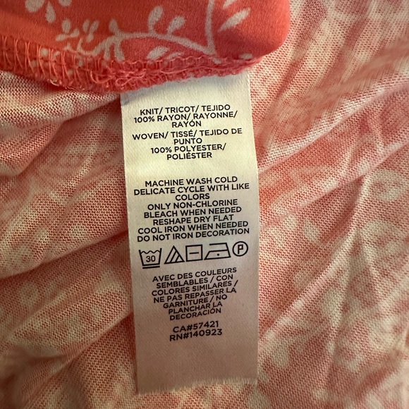 Loft pink floral blouse, size medium - Picture 4 of 4